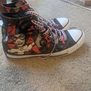 Harley Quinn Converse